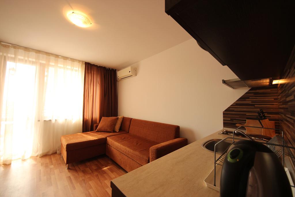 Menada Diamant Apartments Sunny Beach Oda fotoğraf