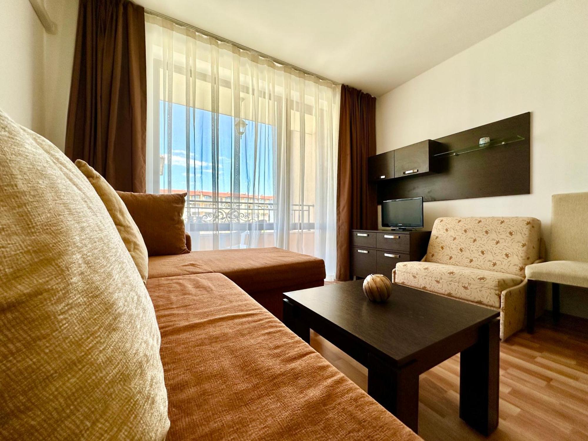 Menada Diamant Apartments Sunny Beach Oda fotoğraf