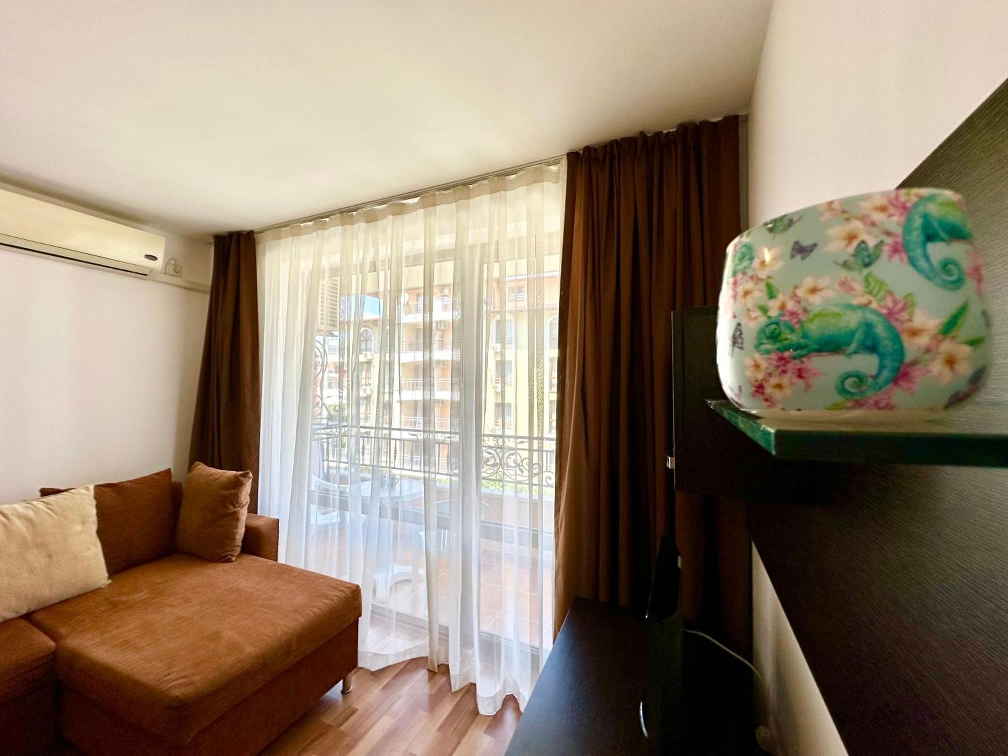 Menada Diamant Apartments Sunny Beach Oda fotoğraf